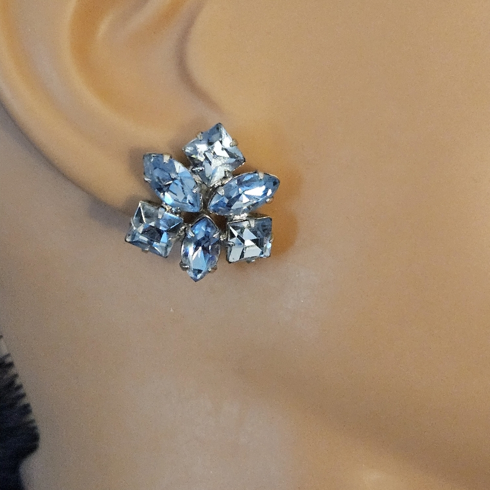Vintage Blue Crystal Earrings